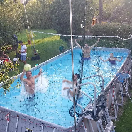 Camilla - Tiny - Exclusive Pool Holiday home *