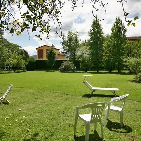 Camilla - Tiny - Exclusive Pool Holiday home *